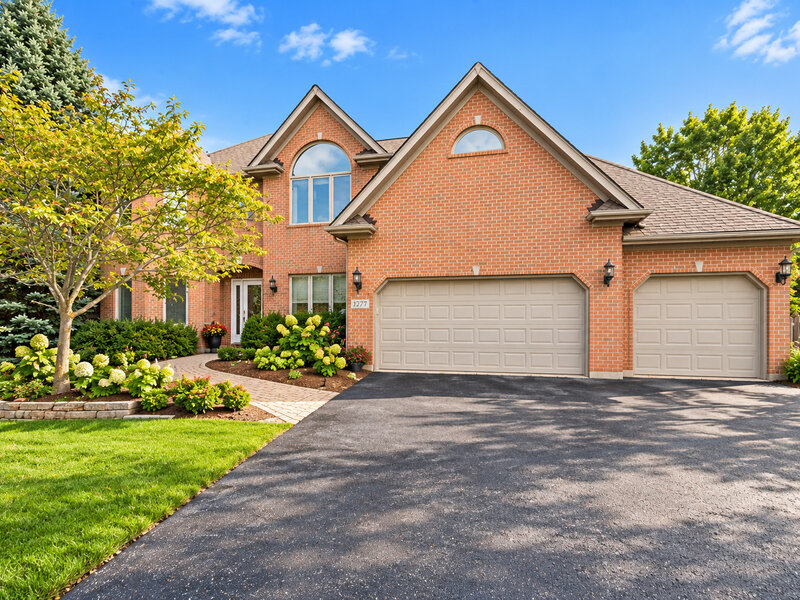 2277 Sutton Drive South Elgin IL 60177