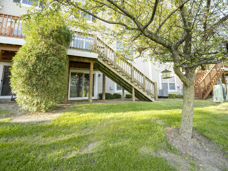 1293 Church Court Aurora IL 60502