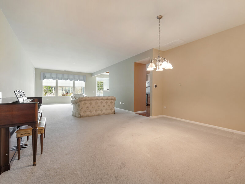2836 Cascade Falls Circle Elgin IL 60124