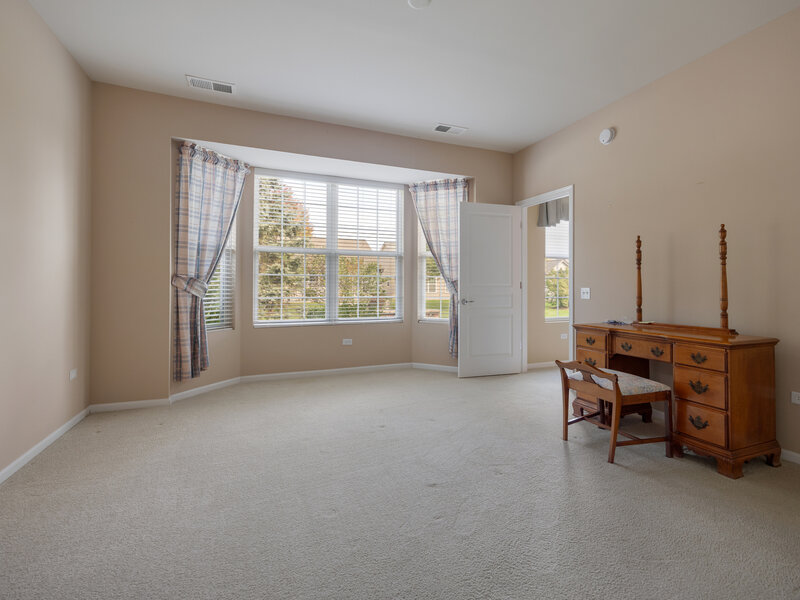 2836 Cascade Falls Circle Elgin IL 60124