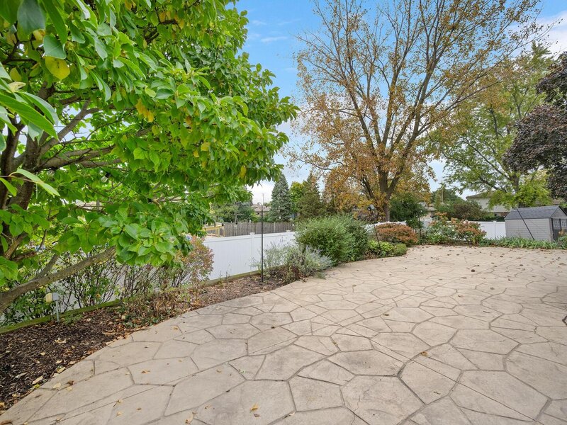 815 N Rumple Lane Addison IL 60101