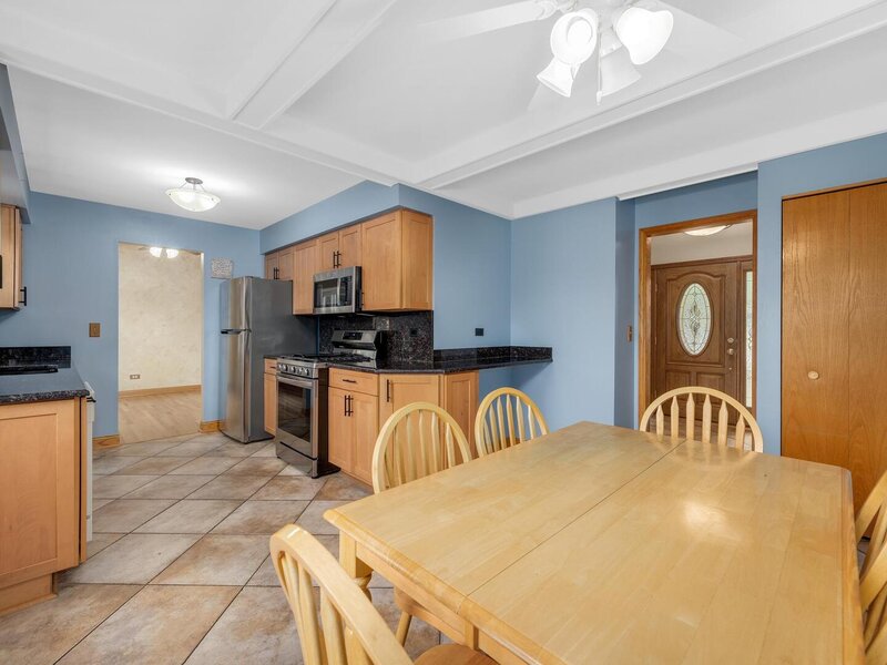 815 N Rumple Lane Addison IL 60101