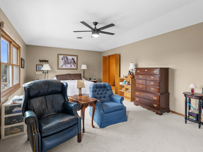 3415 Woodcrest Drive Bettendorf IA 52722