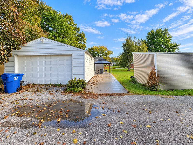 624 S Ohio Avenue Davenport IA 52802