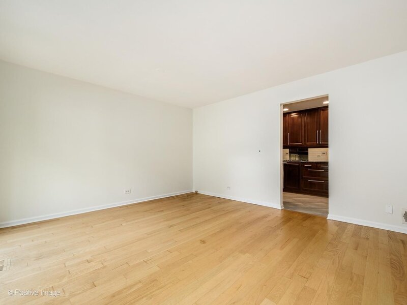 1454 Glencoe Avenue Highland Park IL 60035