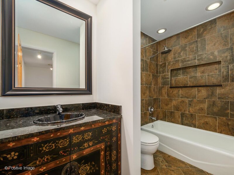 1454 Glencoe Avenue Highland Park IL 60035
