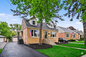 Photo of 835 S Addison Avenue Villa Park IL 60181