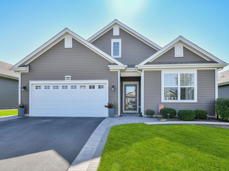 999 Crestview Lane Pingree Grove IL 60140
