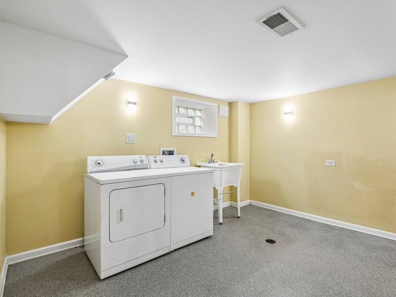 505 Monroe Street Dolton IL 60419