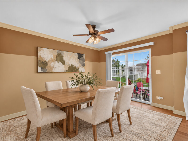 1554 Glacier Circle Crystal Lake IL 60014