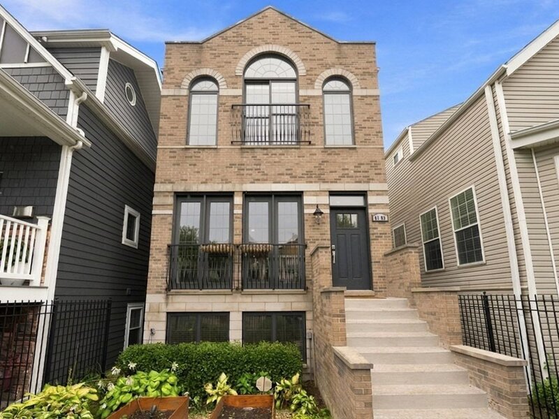 4106 N Saint Louis Avenue Chicago IL 60618