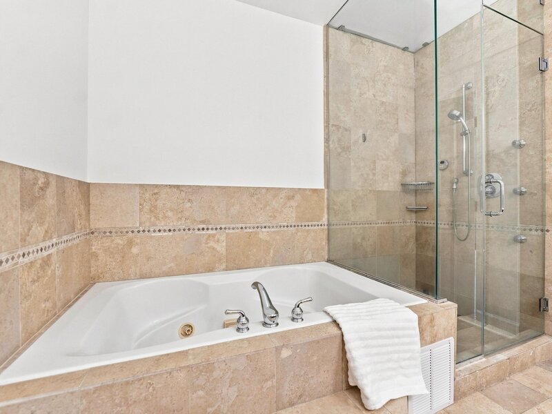 4106 N Saint Louis Avenue Chicago IL 60618