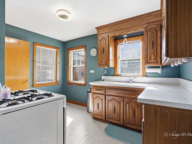7435 W Rosedale Avenue Chicago IL 60631