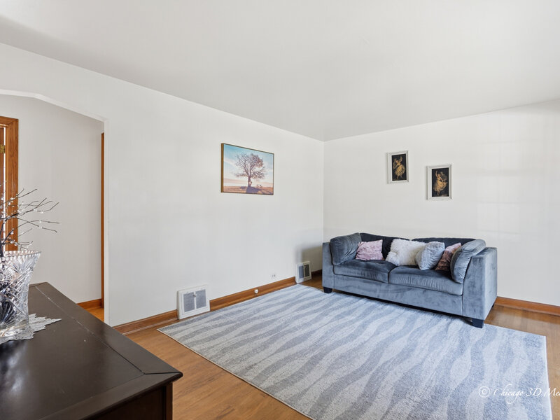 7435 W Rosedale Avenue Chicago IL 60631