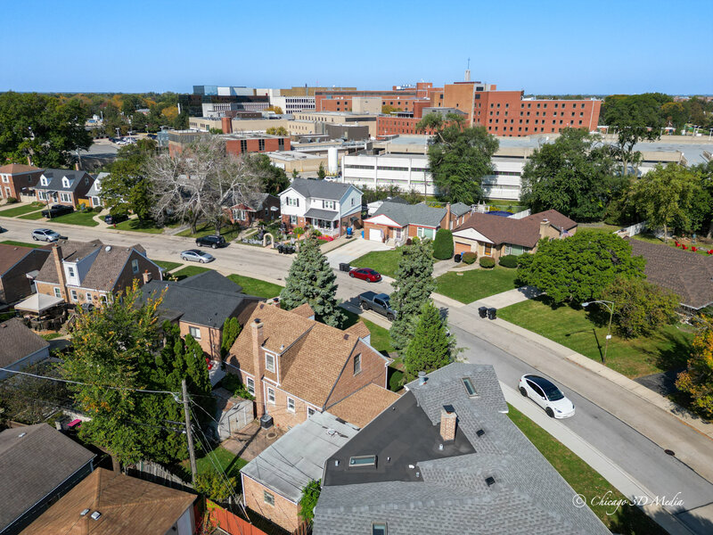7435 W Rosedale Avenue Chicago IL 60631