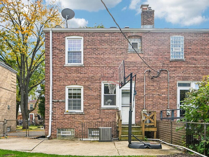 1706 Stockton Avenue Des Plaines IL 60018
