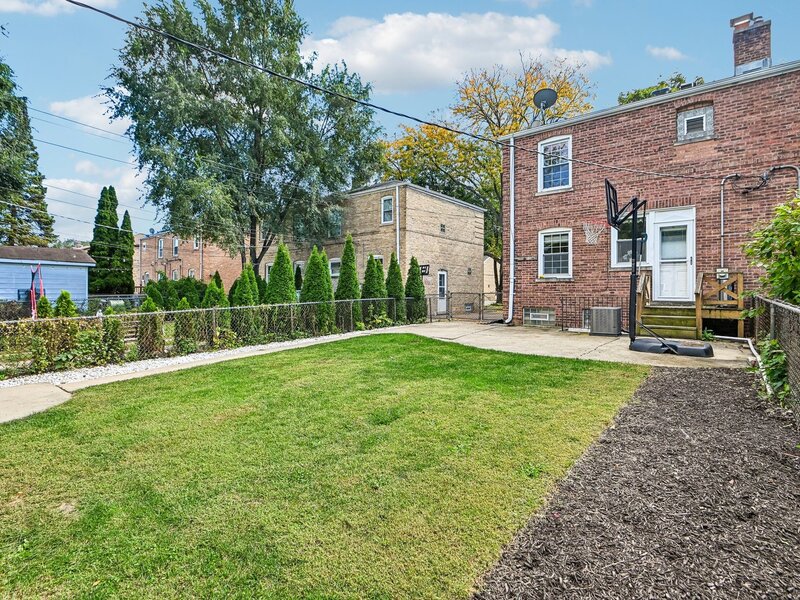 1706 Stockton Avenue Des Plaines IL 60018