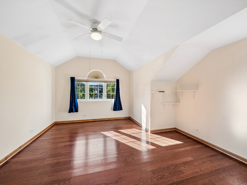 665 Meadowdale Drive Romeoville IL 60446