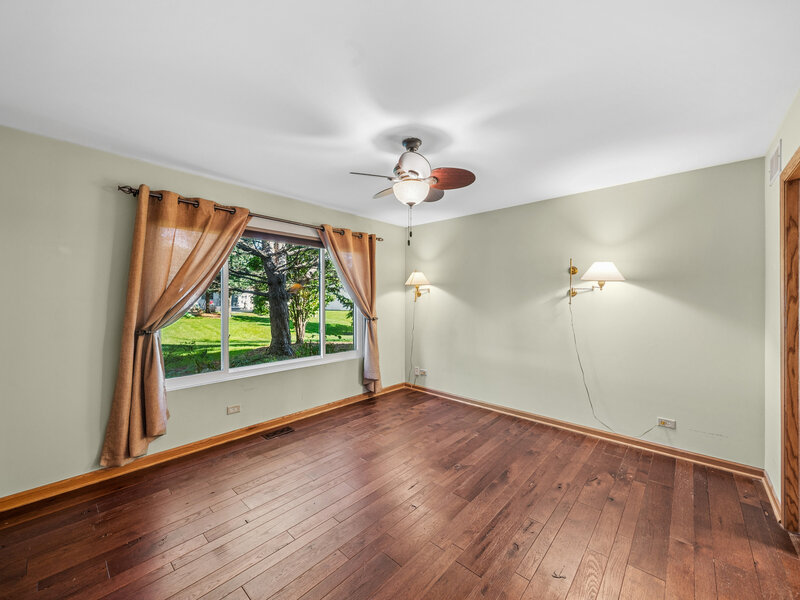 665 Meadowdale Drive Romeoville IL 60446
