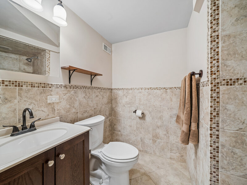 665 Meadowdale Drive Romeoville IL 60446