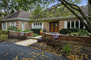Photo of 14 Bridlewood Trail South Barrington IL 60010