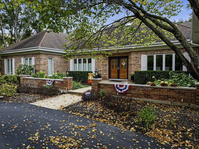 14 Bridlewood Trail South Barrington IL 60010