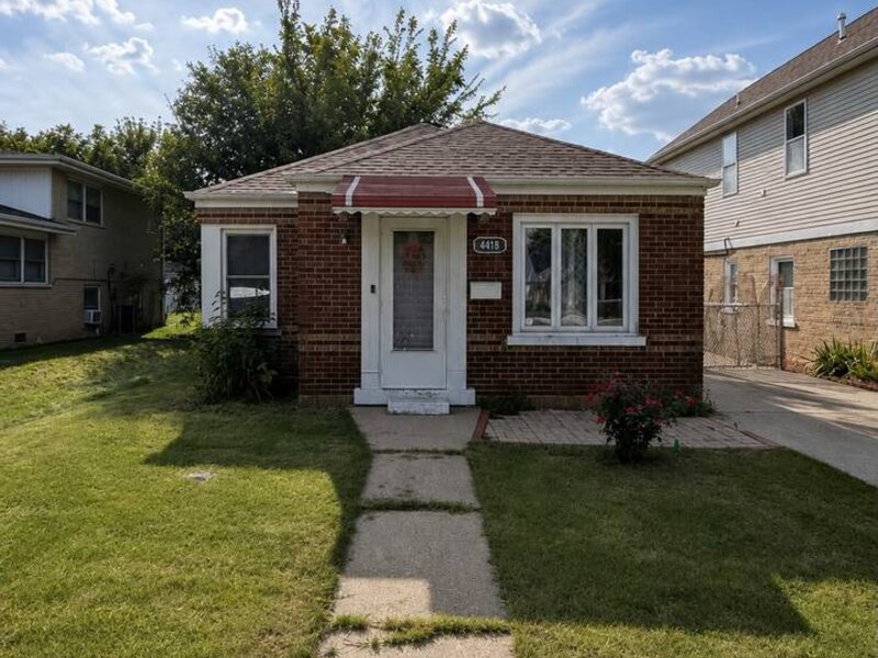 4418 Madison Avenue Brookfield IL 60513