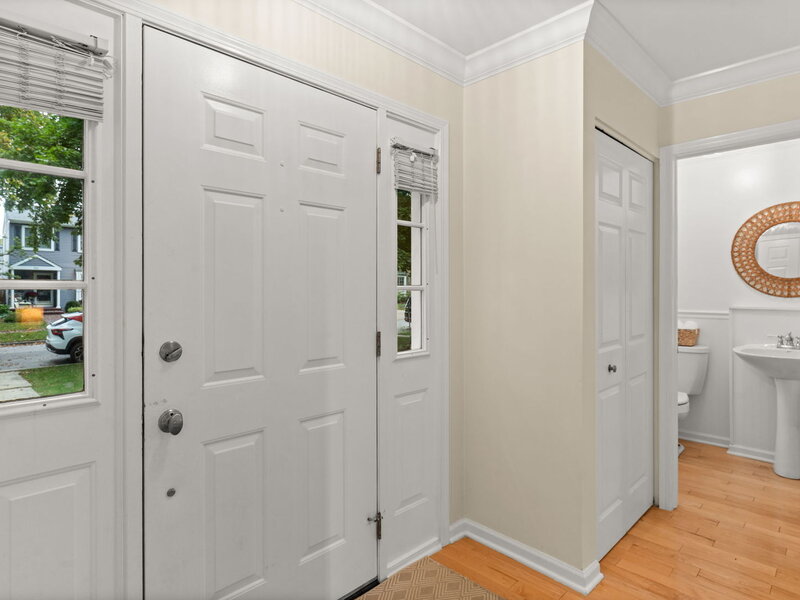 920 Britta Lane Geneva IL 60134