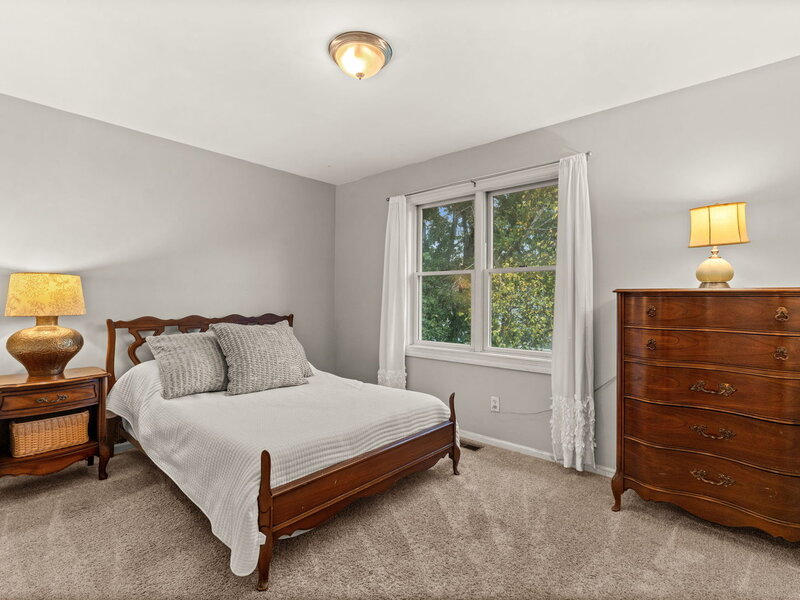 920 Britta Lane Geneva IL 60134