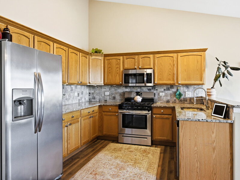 1956 Waters Edge Drive Minooka IL 60447