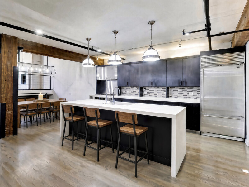 1000 W Washington Boulevard Chicago IL 60607