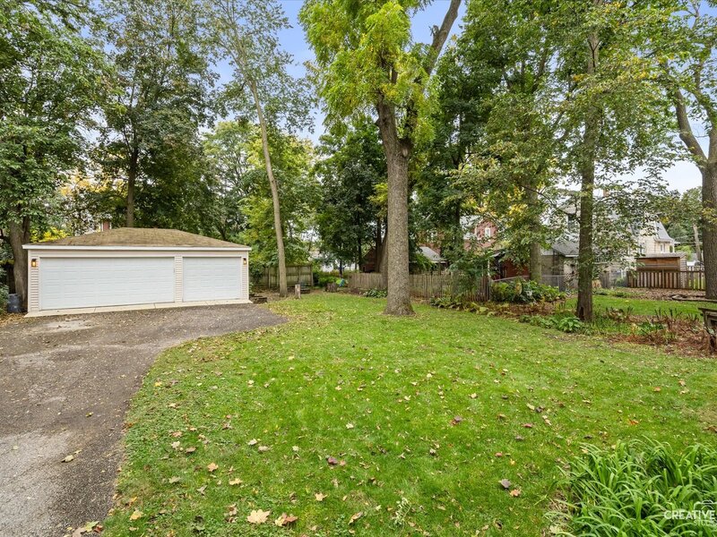 414 E Liberty Drive Wheaton IL 60187