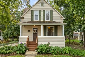 Photo of 414 E Liberty Drive Wheaton IL 60187