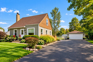 Photo of 21 Fullerton Avenue Lombard IL 60148