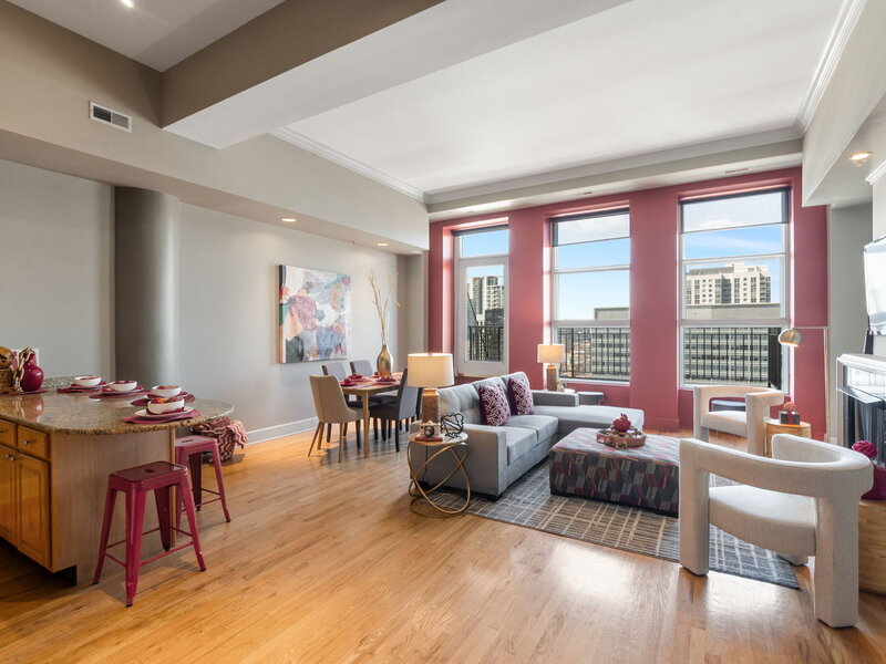165 N Canal Street Chicago IL 60606