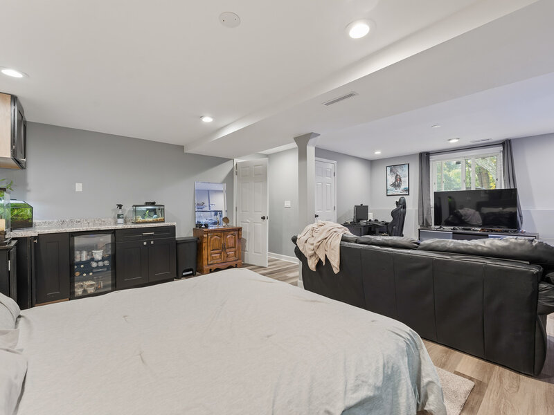 480 Charles Court South Elgin IL 60177