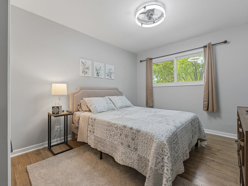 480 Charles Court South Elgin IL 60177