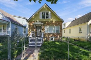 Photo of 310 W 108th Place Chicago IL 60628