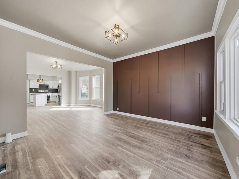 310 W 108th Place Chicago IL 60628
