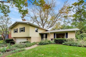 Photo of 806 Kimberly Way Lisle IL 60532