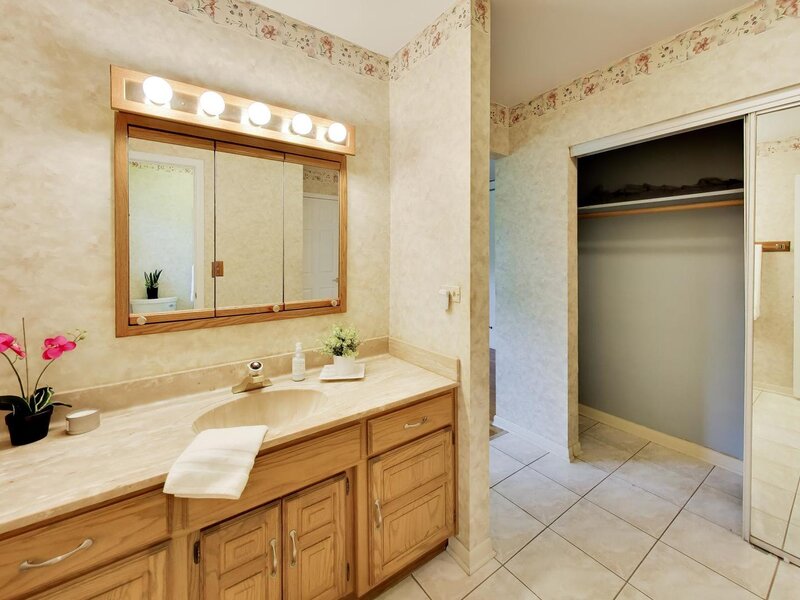 806 Kimberly Way Lisle IL 60532
