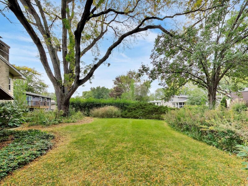 806 Kimberly Way Lisle IL 60532