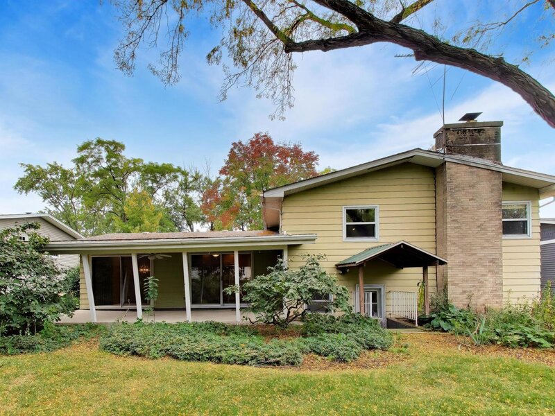 806 Kimberly Way Lisle IL 60532
