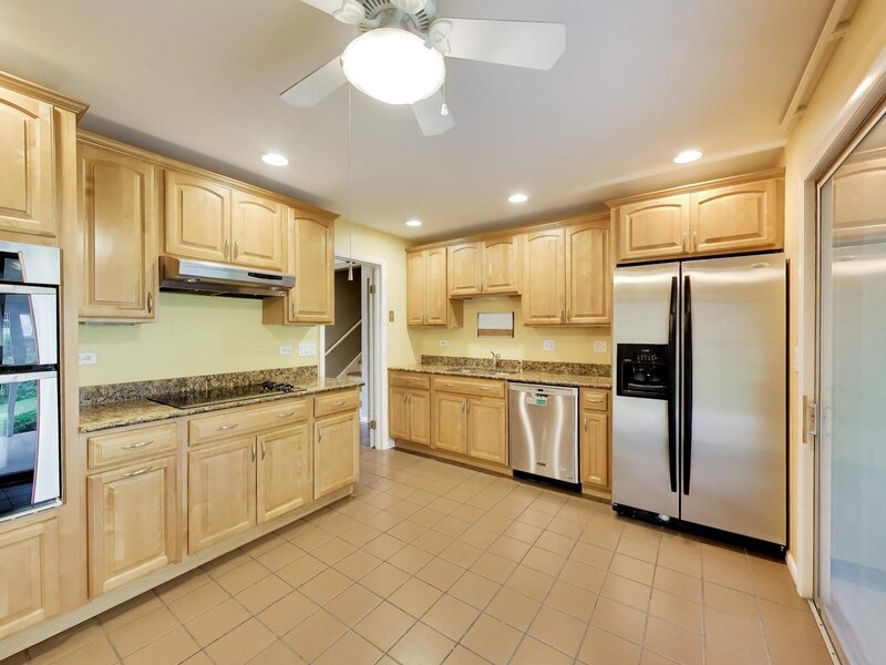 806 Kimberly Way Lisle IL 60532