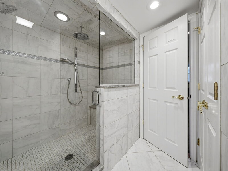 326 Greentree Parkway Libertyville IL 60048