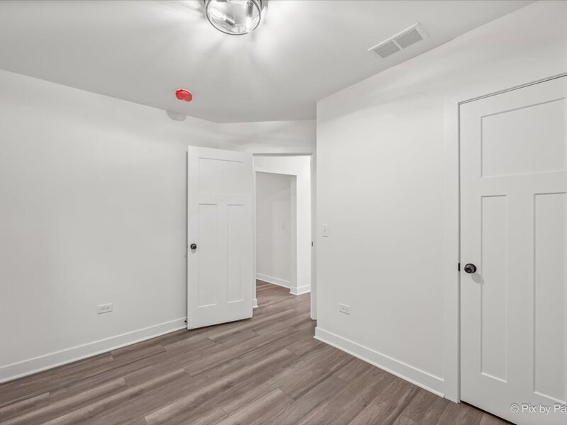 23475 N Summit Drive Barrington IL 60010
