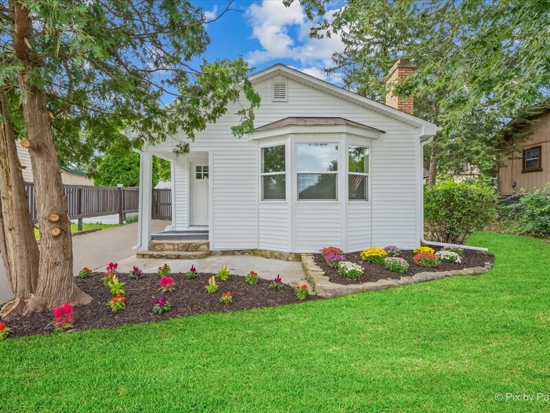 23475 N Summit Drive Barrington IL 60010