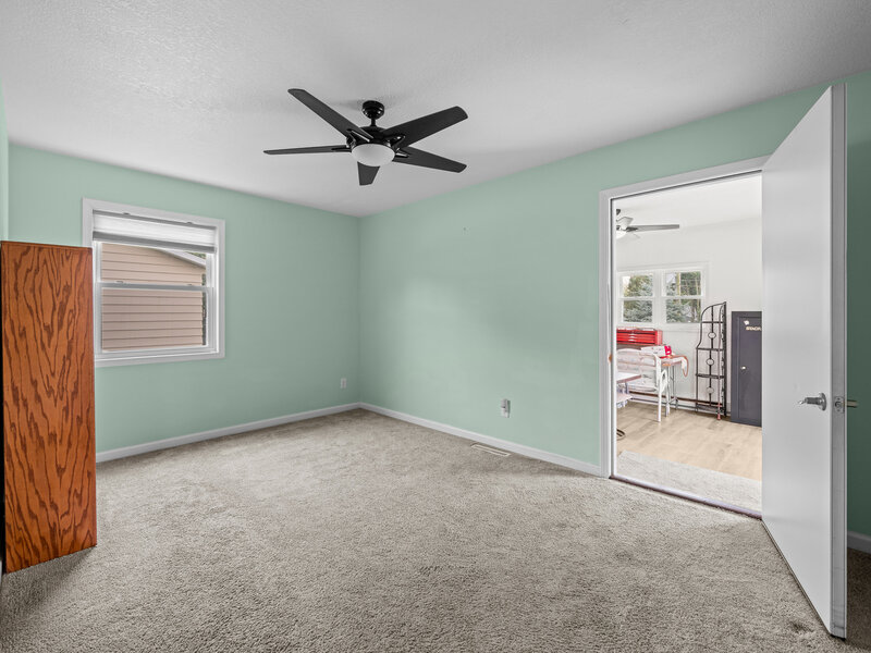 1895 Tam O Shanter Drive Bettendorf IA 52722