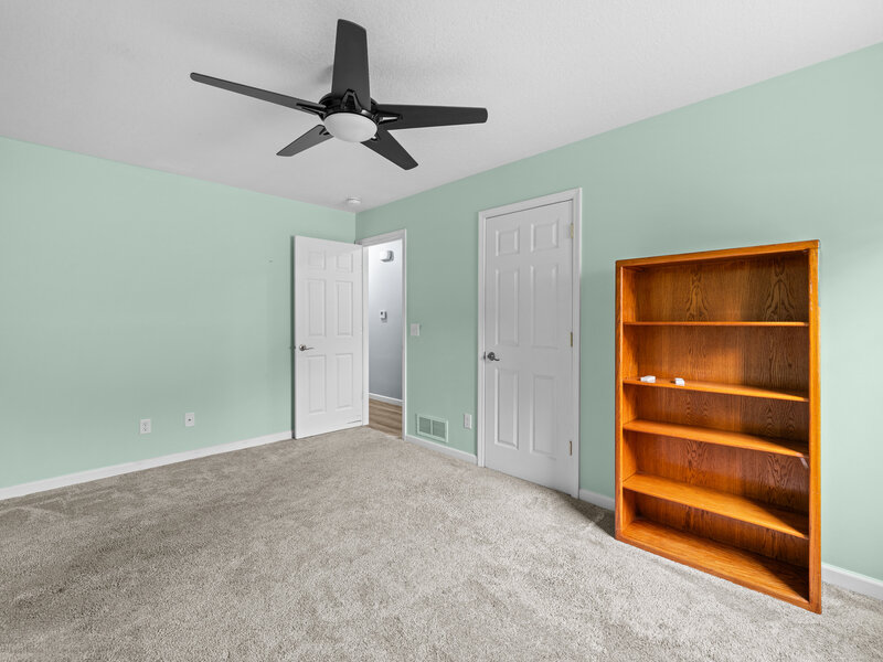 1895 Tam O Shanter Drive Bettendorf IA 52722