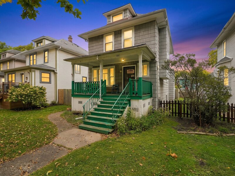 841 S Harvey Avenue Oak Park IL 60304
